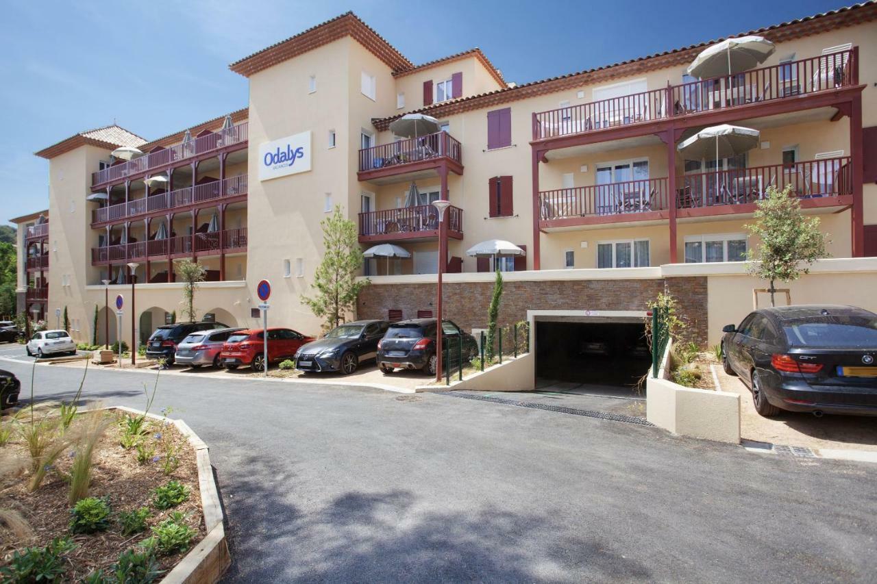 كافالير سور مير Residence Prestige Odalys Les Canissons المظهر الخارجي الصورة